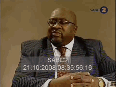 Nhlanhla Nene GIF - Nhlanhla Nene Falling GIFs
