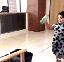 Girl With Blouse Walking GIF - Girl With Blouse Walking Dirty Fingerlol GIFs