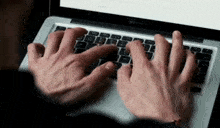 руки ноутбук GIF - руки ноутбук клавиатура GIFs