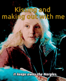 Kissing Making Out With Me GIF - Kissing Making Out With Me Keeps Away GIFs