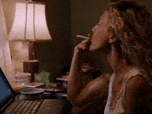 Carrie Bradshaw Sex And The City GIF - Carrie Bradshaw Sex And The City Satc GIFs