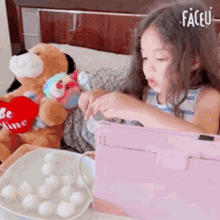 Little Girl Lunch Time GIF - Little Girl Lunch Time Cute GIFs