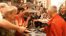 Autograph Sign GIF - Autograph Sign Signing GIFs