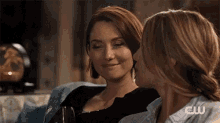 Supergirl Danvers Sisters GIF - Supergirl Danvers Sisters Couch GIFs