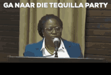 Tequilla Party Suriname GIF - Tequilla Party Suriname Speech GIFs