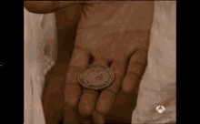 Los Hombres Depaco Coin GIF - Los Hombres Depaco Coin Equiporemo GIFs