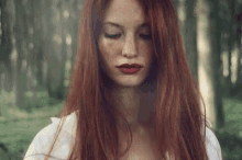 Rousse GIF - Woman Red Head Hair Comb GIFs