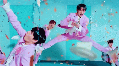 Wanna One Celebrate GIF - Wanna One Celebrate K Pop - Discover & Share GIFs