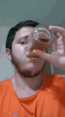Carlosgabrielop Beer GIF - Carlosgabrielop Beer Drink Up GIFs