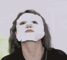 Xu Xinwen Facial Mask GIF - Xu Xinwen Facial Mask Surprised GIFs
