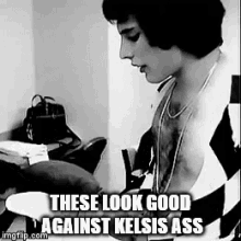 Looks Good Against Kelsis Queen GIF - Looks Good Against Kelsis Queen Freddie Mercury GIFs