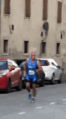 Reffo Approves Running GIF - Reffo Approves Running Running Man GIFs