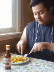 Eating Breakfast GIF - Eating Breakfast Eat GIFs