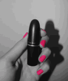 Makeup Lipstick GIF - Makeup Lipstick Mac GIFs