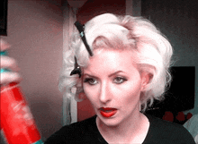 Hairdo Hairspray GIF - Hairdo Hairspray GIFs