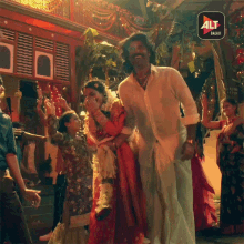 नाच Rama Shetty GIF - नाच Rama Shetty Sikander Kher GIFs