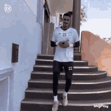 a man with the number 22 on his shirt