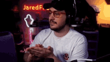 Rubbing My Hands Jared GIF - Rubbing My Hands Jared Jaredfps GIFs