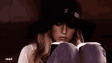 Blake Lively Reading GIF - Blake Lively Reading Look Up GIFs