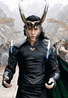 Loki Tom Hiddleston GIF - Loki Tom Hiddleston Knife GIFs