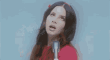 Lana Del Rey Singing GIF - Lana Del Rey Singing Pretty GIFs