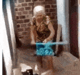 Funny Duck Old Woman GIF - Funny Duck Duck Old Woman GIFs