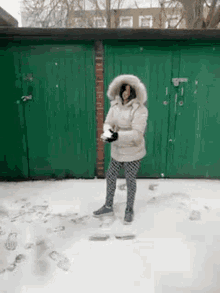 Its Snowing Snow GIF - Its Snowing Snow GIFs
