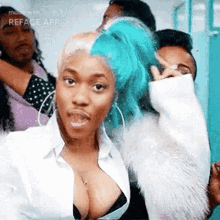 Nicki Minaj GIF - Nicki Minaj And GIFs