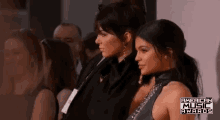 Kendall & Kylie GIF - Kendalljenner Kyliejenner American Music Awards GIFs