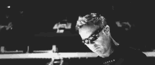 James Hetfield Shade GIF - James Hetfield Shade Sassy GIFs