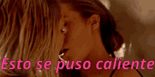 Chicas Gay Besándose GIF - Clexa The100 Beso GIFs