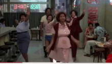 Aretha Franklin The Blues Brothers GIF - Aretha Franklin The Blues Brothers GIFs
