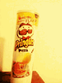 Pringles Pizza Pringles GIF - Pringles Pizza Pringles Chips GIFs