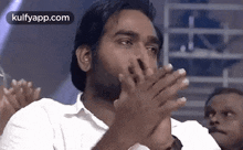 Clapping.Gif GIF - Clapping Vijaysethupathi Encourageing GIFs