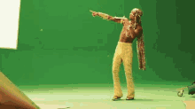 to the left swae lee green screen special effects dancing