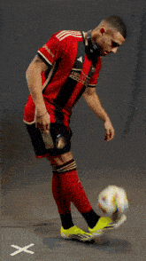 Playing With The Ball Major League Soccer GIF - Playing With The Ball Major League Soccer Kicking The Ball GIFs