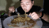 Efraa Eating Noodles GIF - Efraa Eating Noodles GIFs