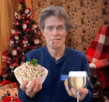 Gigachad Willem Dafoe GIF - Gigachad Willem Dafoe Nightskyprince - Discover  & Share GIFs