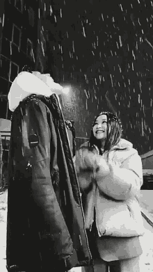 Snowing Winter GIF - Snowing Winter GIFs