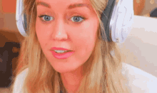 Clare Siobhan Clare Callery GIF - Clare Siobhan Clare Callery Clare Siobhan Wink GIFs