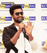 Vicky Kaushal.Gif GIF - Vicky Kaushal Vickykaushaledit Promotions GIFs