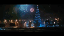 ёлка фейерверк новыйгод салют москва GIF - Jolka Yolka Christmas Tree GIFs