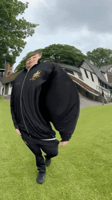 Jp Fat Man Fat Person GIF - Jp Fat Man Fat Person Bootle Boy GIFs