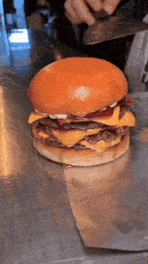 Bacon Cheeseburger Food GIF - Bacon Cheeseburger Food Cheeseburger GIFs