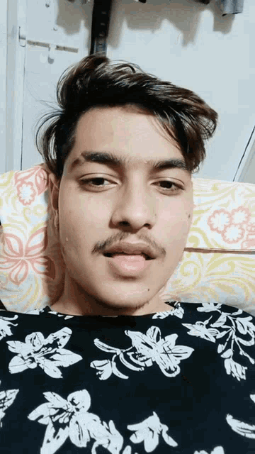 Raju Chaudhary Raju GIF - Raju Chaudhary Raju Janwa GIFs