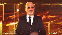 Pointing At You Howie Mandel GIF - Pointing At You Howie Mandel Americas Got Talent All Stars GIFs