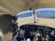 Cool Pilot Landing Piper GIF