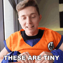 These Are Tiny Brandon William GIF - These Are Tiny Brandon William Its Small GIFs