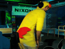 Nixon Tnl Chicken GIF - Nixon Tnl Nixon Chicken GIFs