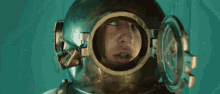Diving Helmet Take This Off GIF - Diving Helmet Take This Off Claustrophobic GIFs
